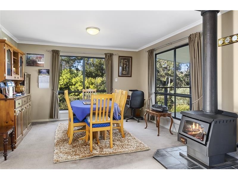 4 Sandrock Loop, Abels Bay TAS 7112