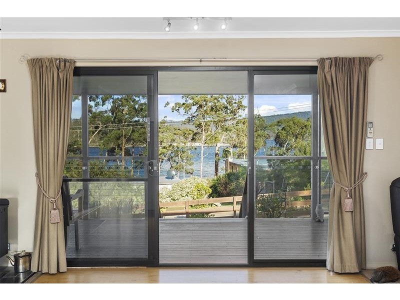 4 Sandrock Loop, Abels Bay TAS 7112