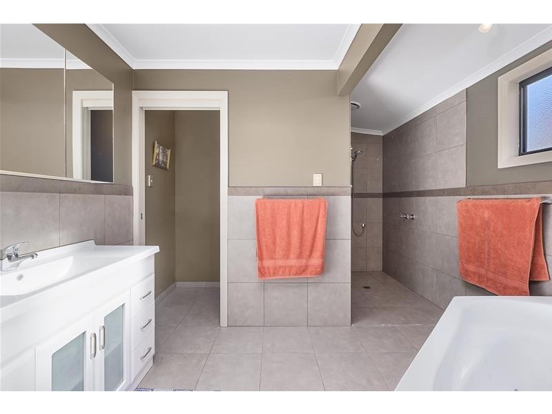 4 Sandrock Loop, Abels Bay TAS 7112