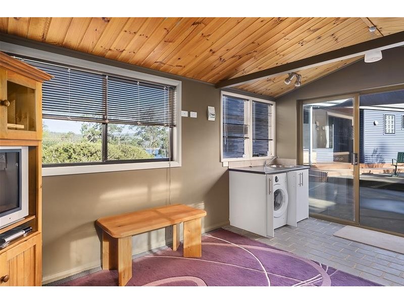 4 Sandrock Loop, Abels Bay TAS 7112