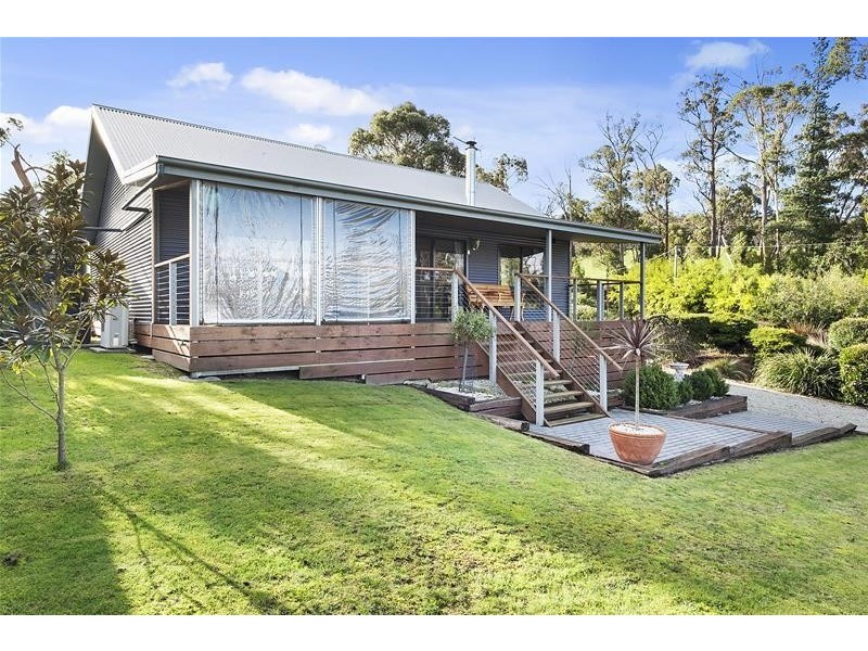 4 Sandrock Loop, Abels Bay TAS 7112