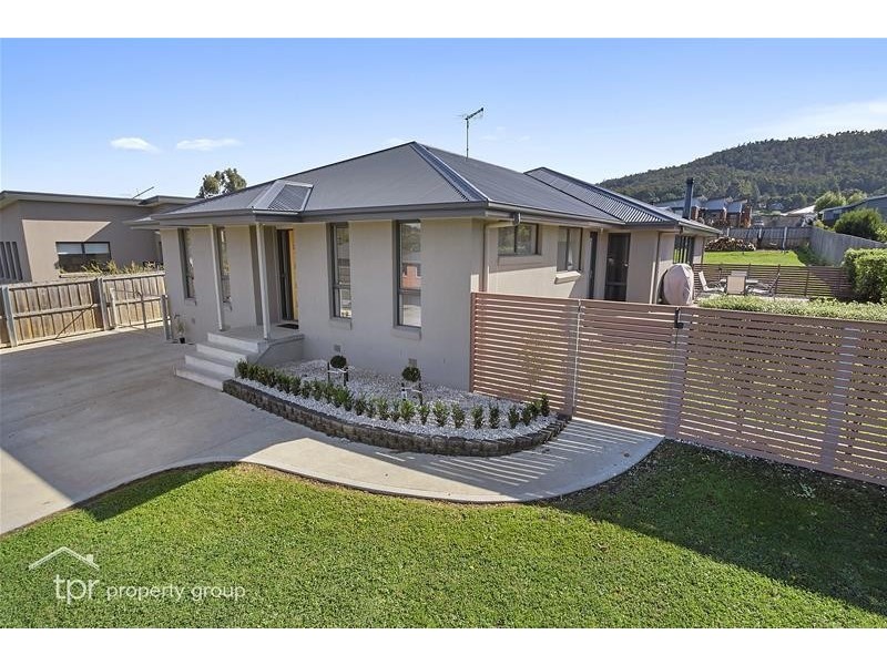 7 Larsen Court, Ranelagh TAS 7109