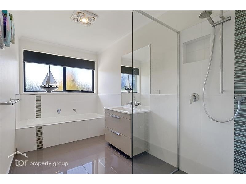 7 Larsen Court, Ranelagh TAS 7109