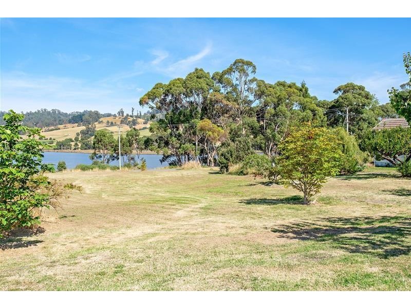 21 Esplanade Road, Cygnet TAS 7112