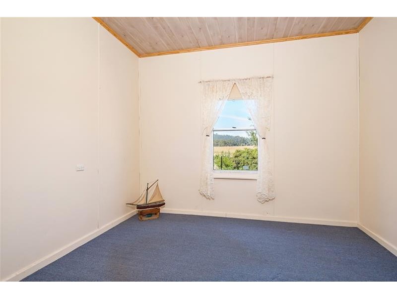 21 Esplanade Road, Cygnet TAS 7112