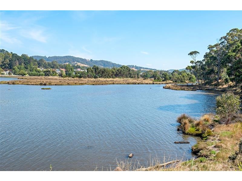 21 Esplanade Road, Cygnet TAS 7112