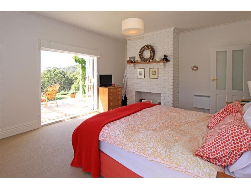 89 Graces  Road, Glaziers Bay TAS 7109