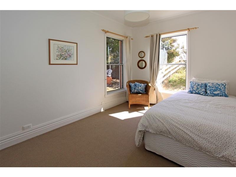 89 Graces  Road, Glaziers Bay TAS 7109