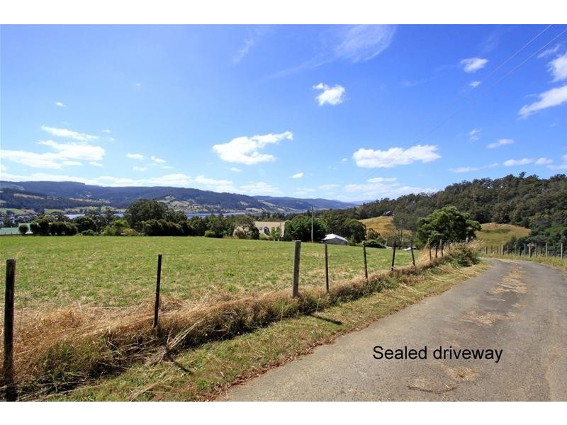 89 Graces  Road, Glaziers Bay TAS 7109