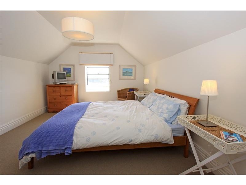 89 Graces  Road, Glaziers Bay TAS 7109