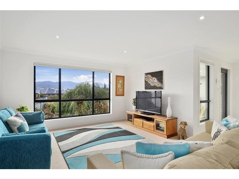 7 Pear Tree Close, Huonville TAS 7109