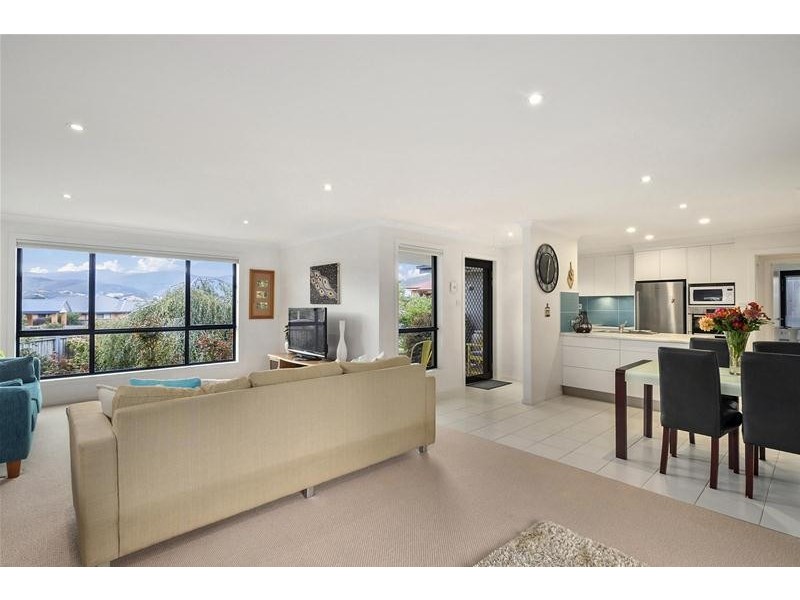 7 Pear Tree Close, Huonville TAS 7109