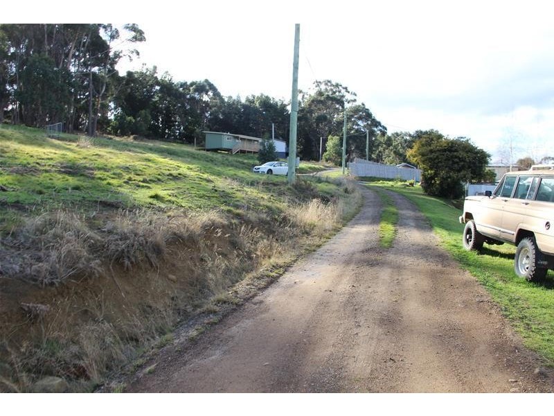 13 Milton Road, Port Huon TAS 7116