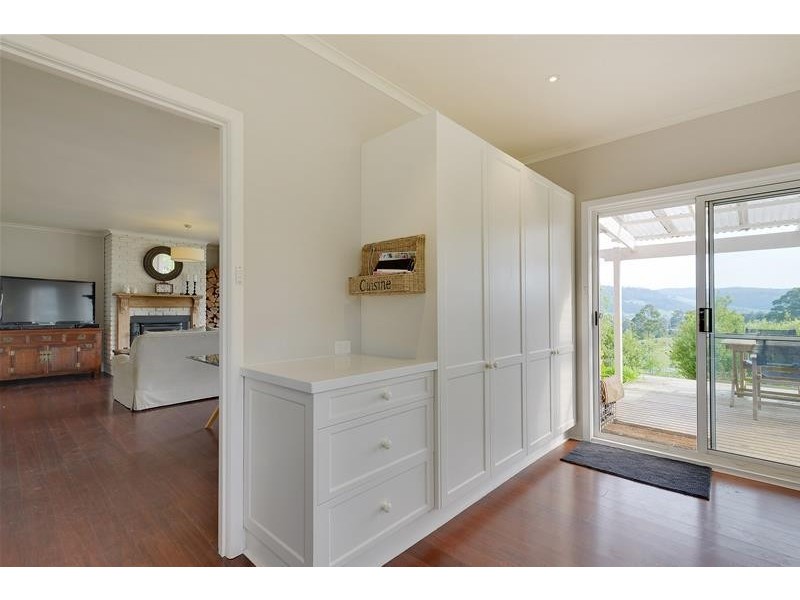 89 Graces Road, Glaziers Bay TAS 7109