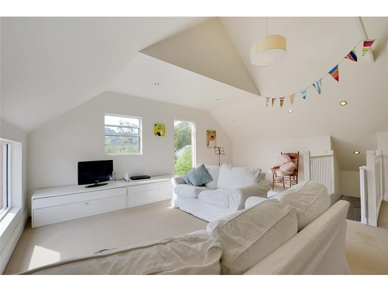 89 Graces Road, Glaziers Bay TAS 7109