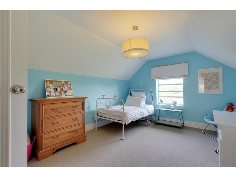 89 Graces Road, Glaziers Bay TAS 7109