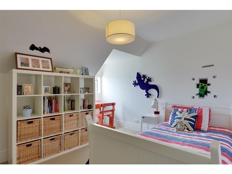 89 Graces Road, Glaziers Bay TAS 7109