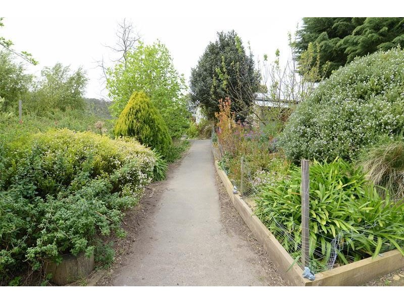 89 Graces Road, Glaziers Bay TAS 7109