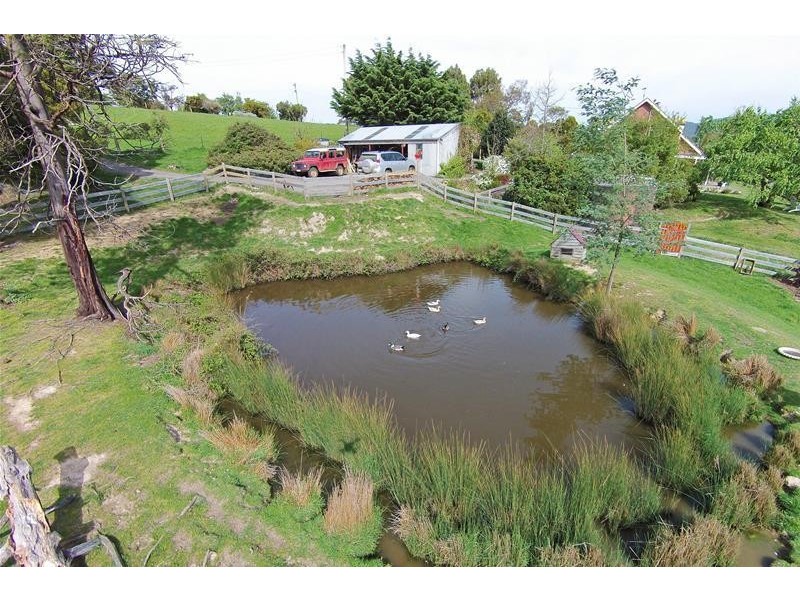 89 Graces Road, Glaziers Bay TAS 7109