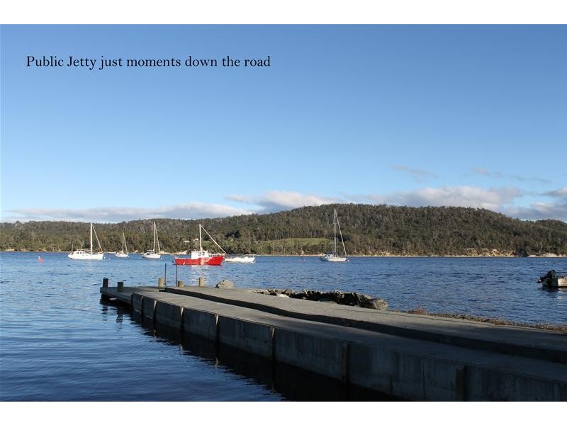 6703 Channel Highway, Deep Bay TAS 7112