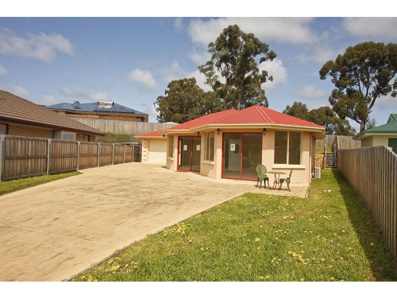 7 Plum Tree Close, Huonville TAS 7109