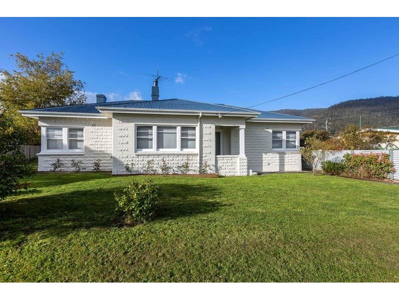 4 Tutton Avenue, Huonville TAS 7109