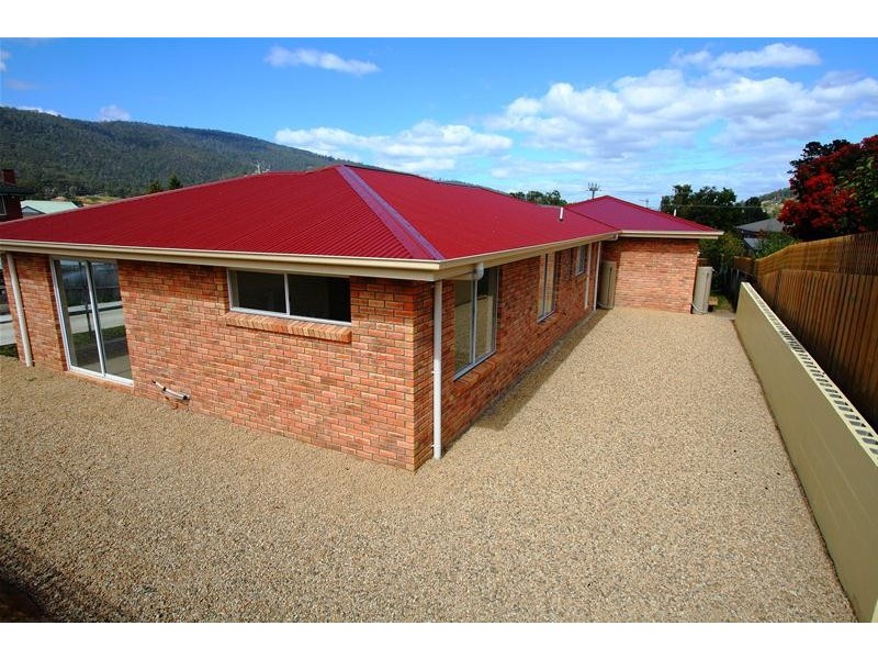 3/4 Walton Street, Huonville TAS 7109