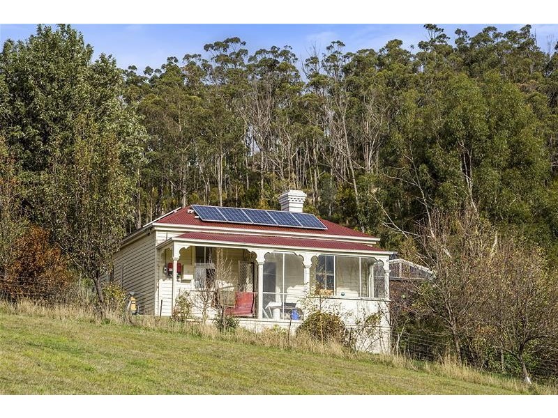 32 Elizabeth Street, Cygnet TAS 7112