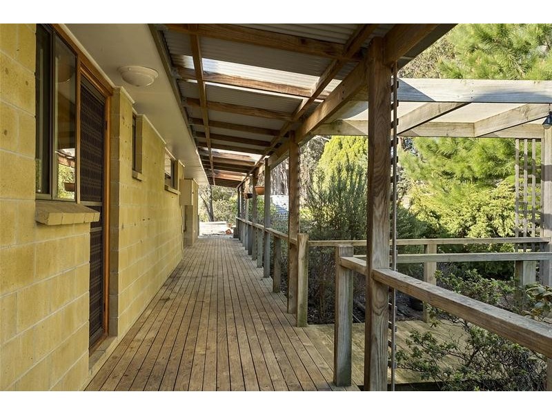 574 Police Point Road, Police Point TAS 7116