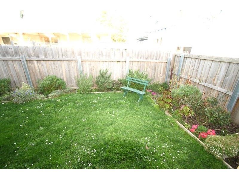 2/105 Main Street, Huonville TAS 7109