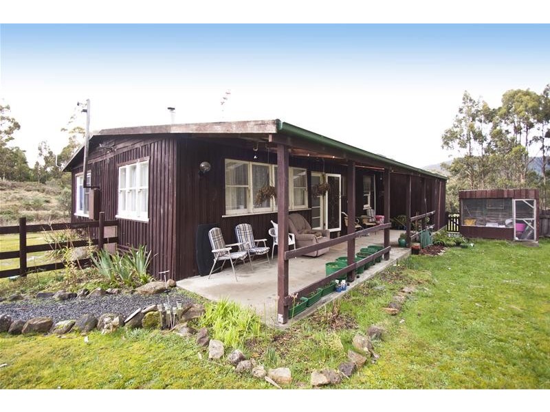 209 Middle Road, Pelverata TAS 7150