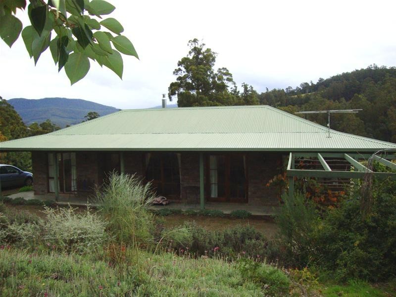93 Sunday Hill Road, Petcheys Bay TAS 7109