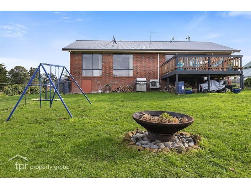 15 Cemetery Road, Dover TAS 7117