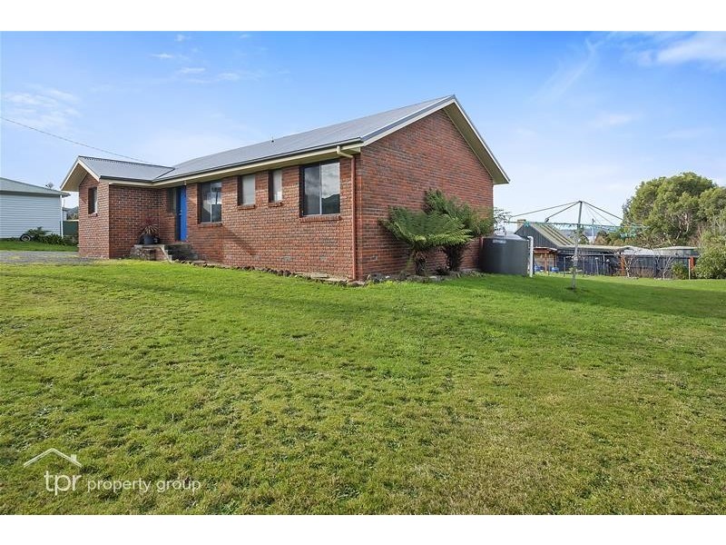 15 Cemetery Road, Dover TAS 7117