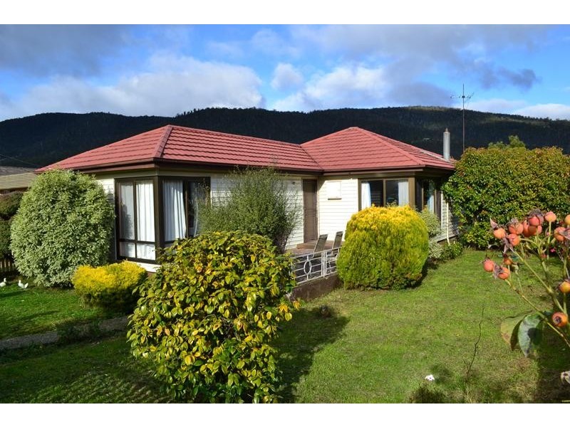 36 Sale Street, Huonville TAS 7109
