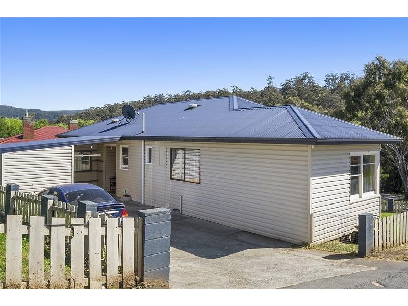 8 Kent Street, Geeveston TAS 7116