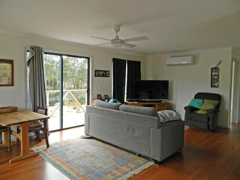 5a Glovers Road, Deep Bay TAS 7112