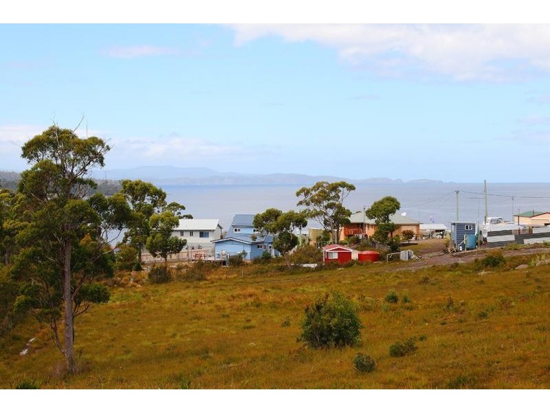 16 Heather Street, Southport TAS 7109