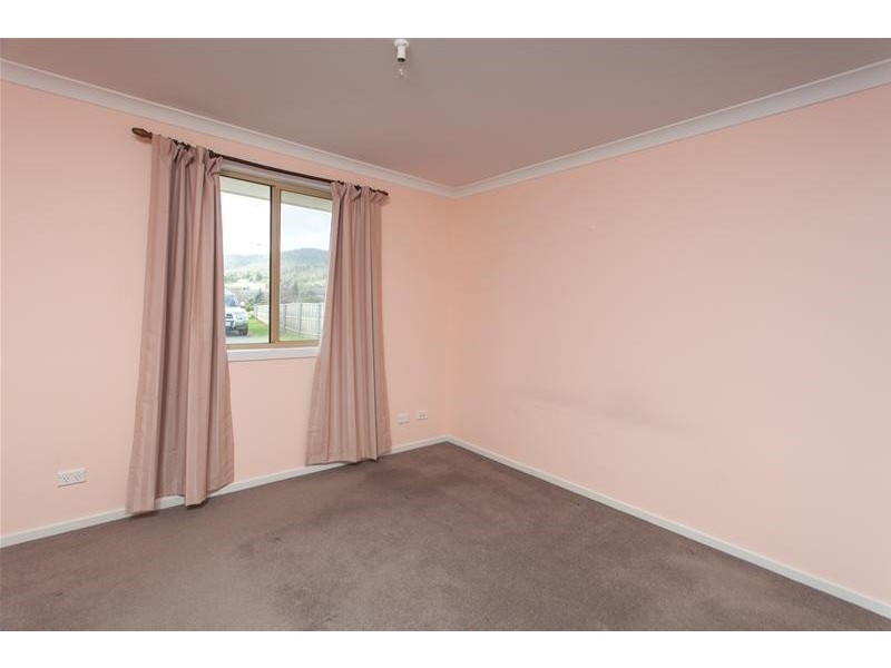 10 Pear Tree Close, Huonville TAS 7109