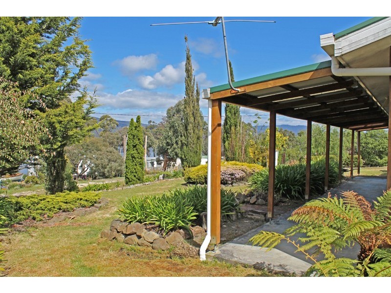 6 Sandrock Loop, Abels Bay TAS 7112