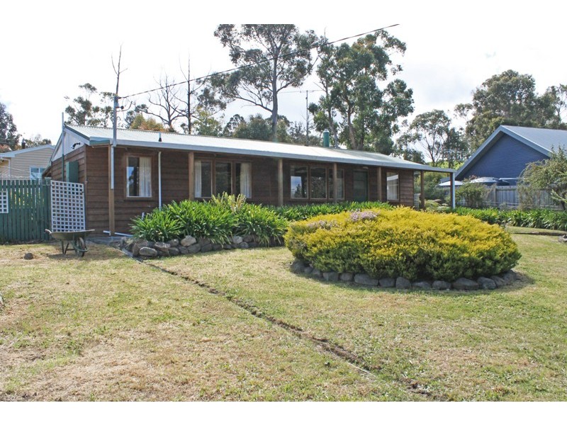 6 Sandrock Loop, Abels Bay TAS 7112
