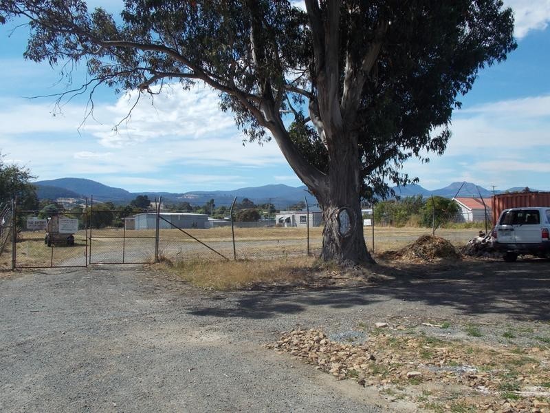 15 Sale Street, Huonville TAS 7109