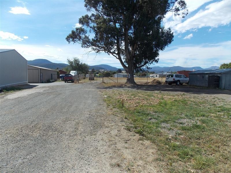 15 Sale Street, Huonville TAS 7109