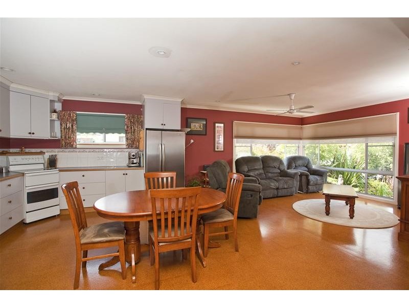 71 Sale Street, Huonville TAS 7109