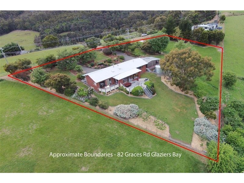 82 Graces Road, Glaziers Bay TAS 7109