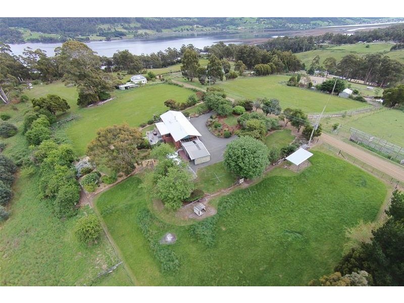 82 Graces Road, Glaziers Bay TAS 7109