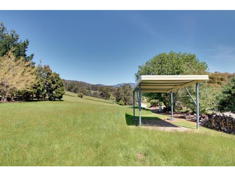 82 Graces Road, Glaziers Bay TAS 7109