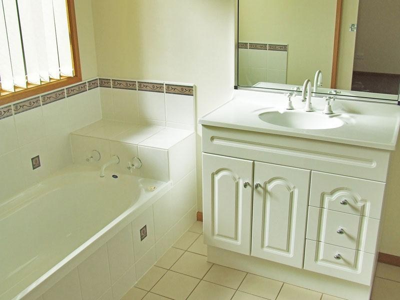 1/51 Summerleas Road, Kingston TAS 7050