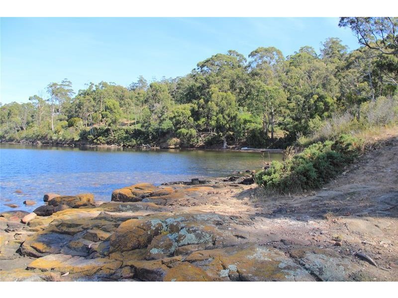 Cygnet Coast Road, Petcheys Bay TAS 7109