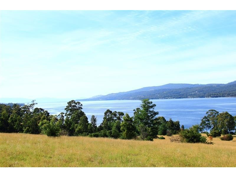 Cygnet Coast Road, Petcheys Bay TAS 7109